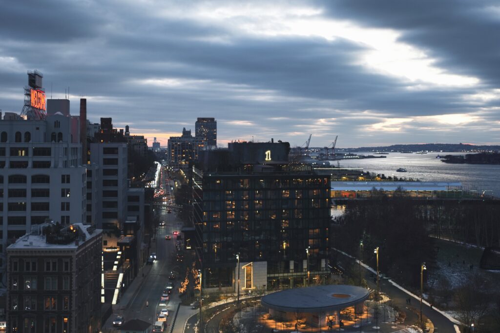 Christmas & NYE - The US 35 Christmas & NYE - The US 35