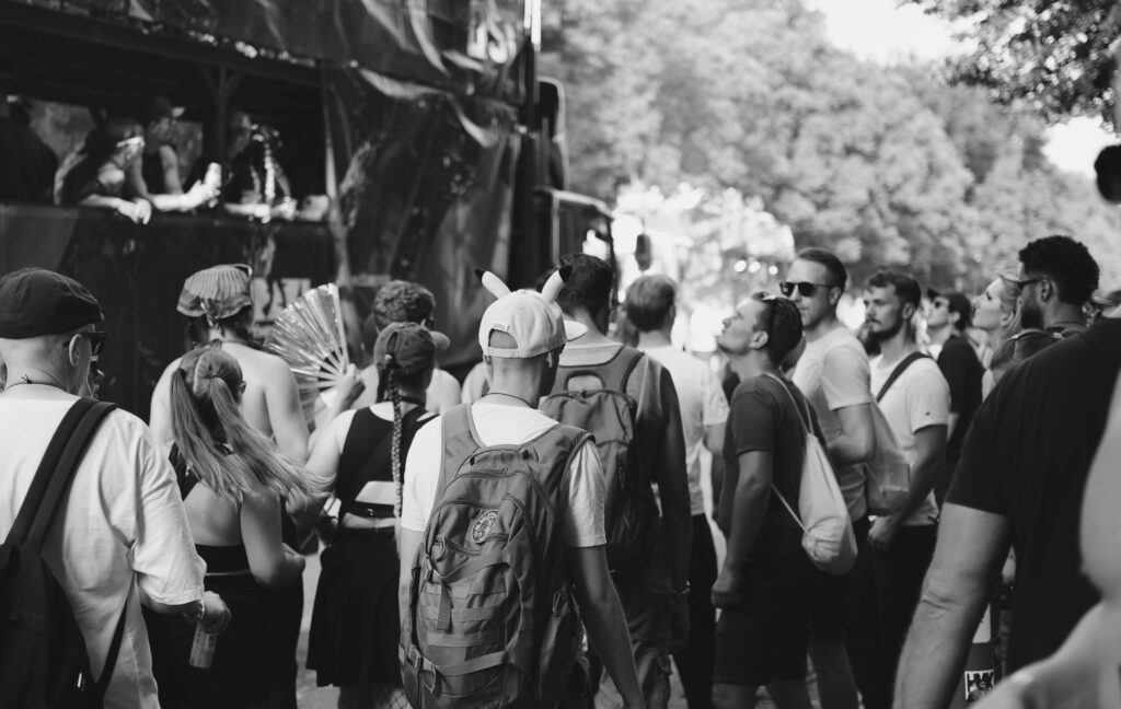 Rave the Planet - Berlin (b/w) 15 Rave the Planet - Berlin (b/w) 15