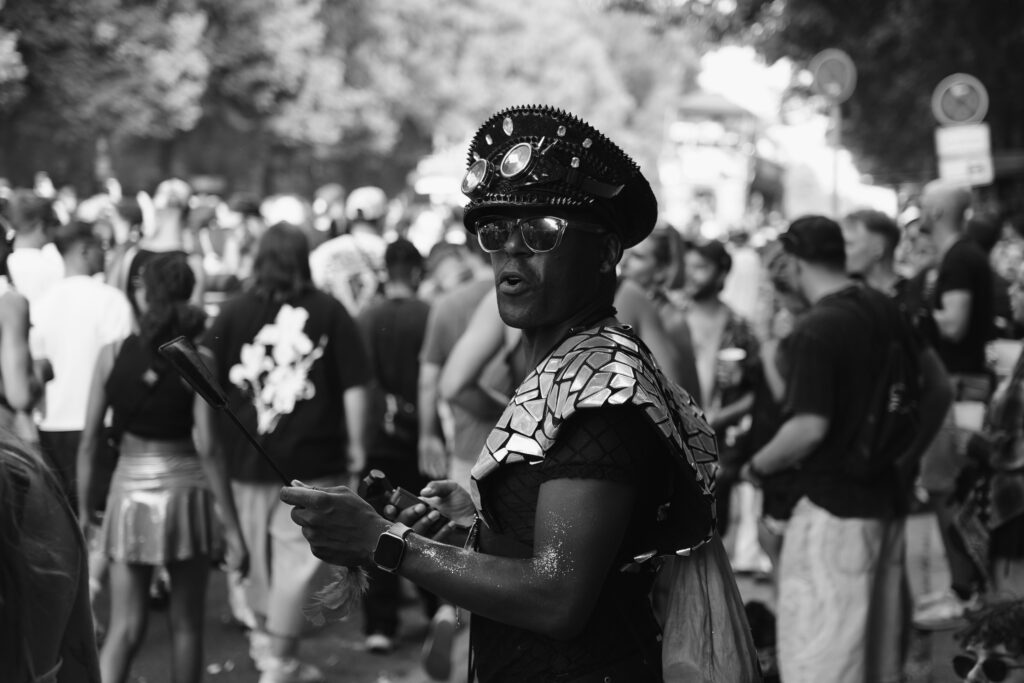 Rave the Planet - Berlin (b/w) 16 Rave the Planet - Berlin (b/w) 16